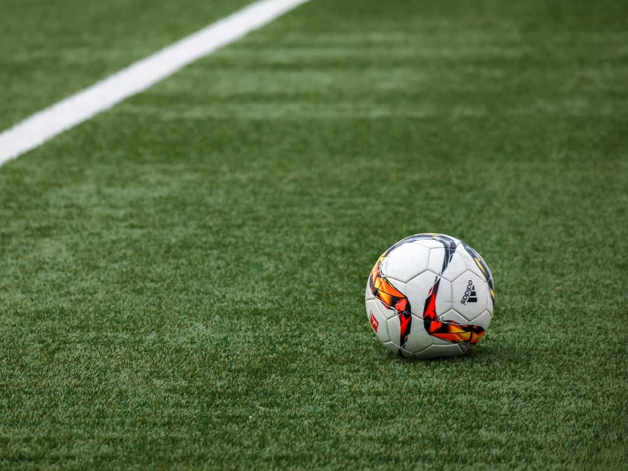 Onde assistir futebol online: veja sites e serviços gratuitos ou pagos